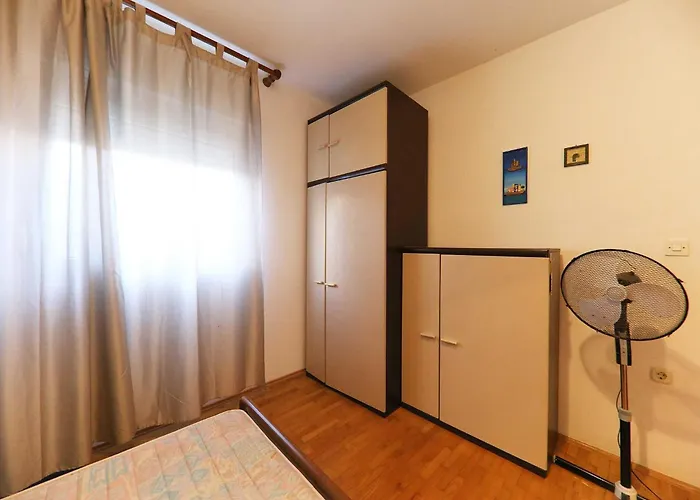 Melita - Two Bedroom With Terrace And Sea View A1 Апартаменты